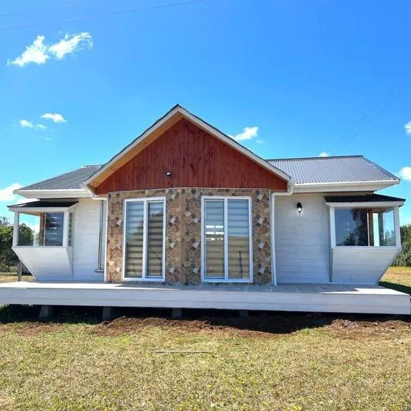 Lugar de descanso, con Tinaja al aire libre., hôtel à Llanquihue