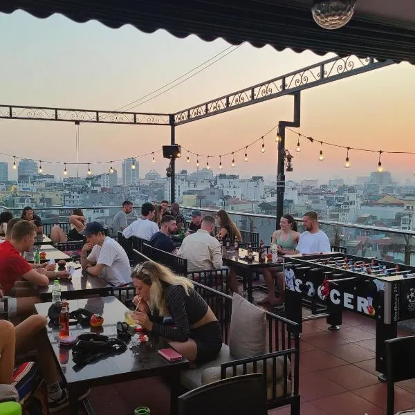 Dog Friendly Hotel $Hanoi - $Hanoi Backpackers Hostel & Rooftop bar
