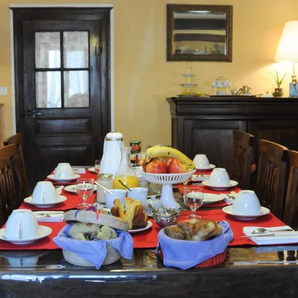 Au Clos d'Ardennes, hotel v destinaci Balaives-et-Butz