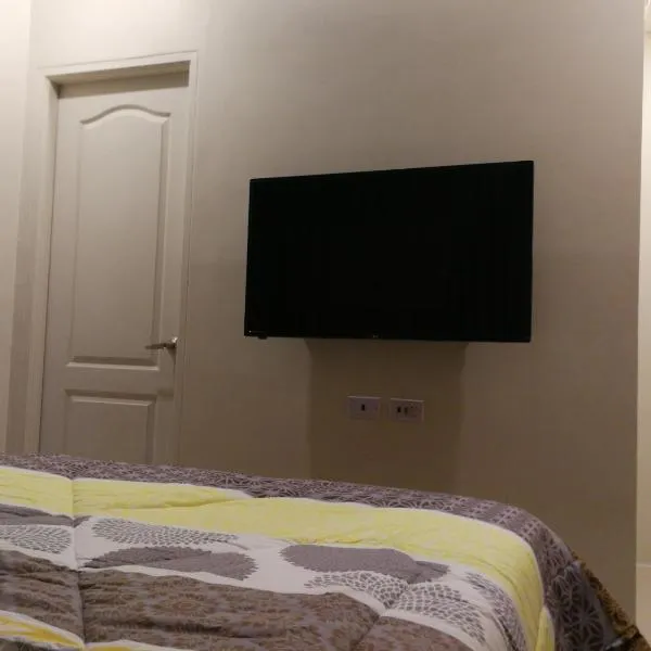 Adria Residences - Ruby Garden - 2 Bedroom for 4 person、マニラのホテル