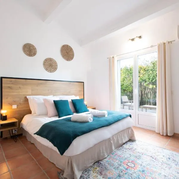 Villa B, hotel in Saint Antonin du Var