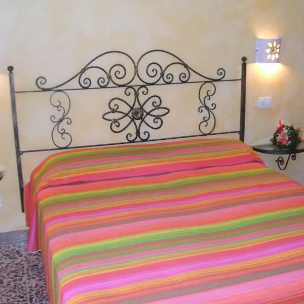 Su Ghindalu Guesthouse, hotel em Villanova Monteleone