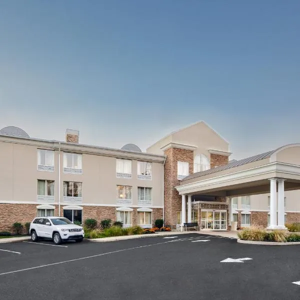 Holiday Inn Express - Neptune, an IHG Hotel, hotel in Farmingdale