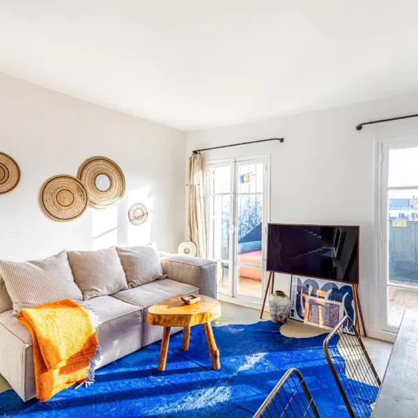 GuestReady - Chic loft with terrace in the 10th