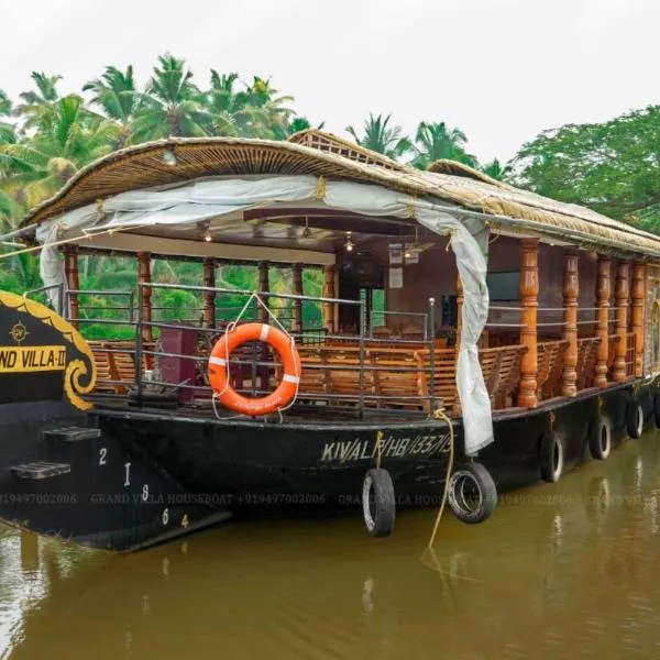 Grand Villa Houseboat, khách sạn ở Kumarakom