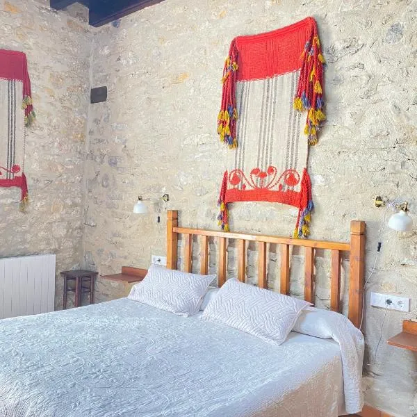 Casa Sara, hotel v destinaci Cantavieja