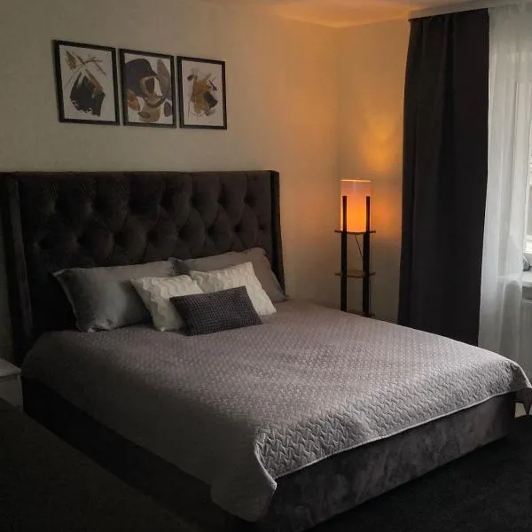 TEATRA Apartamenti, hotel in Liepāja