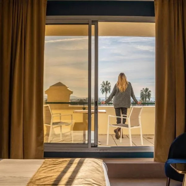 Casino Hôtel des Palmiers, hotel v destinaci Hyères