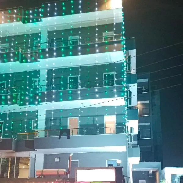 Hotel Noida Express, hotel in Noida