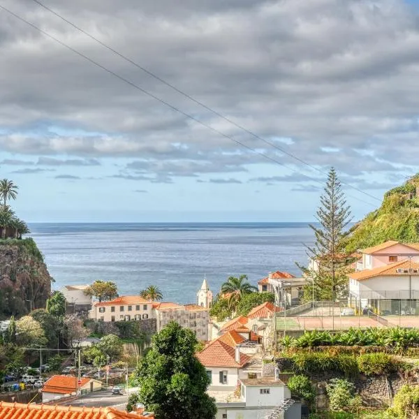 Lidia's Place, a Home in Madeira, hotel in Quinta do Almeida