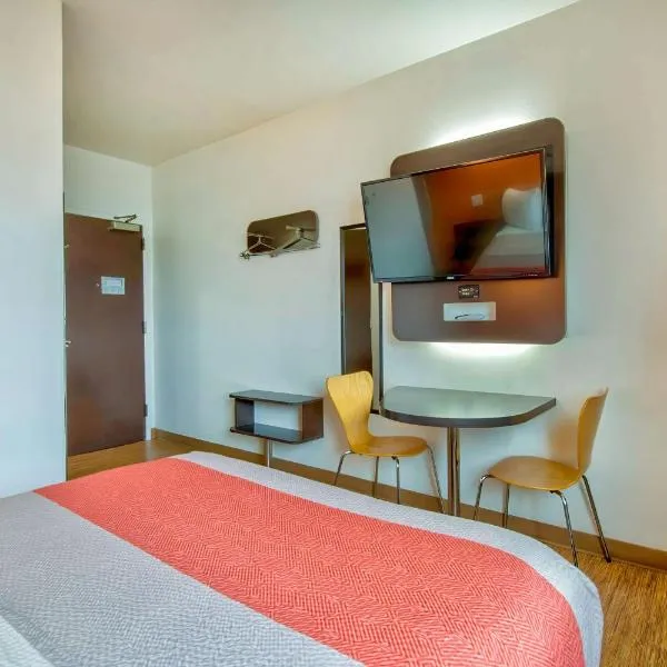 Motel 6-Eagle Pass, TX - Lakeside, hotel in Eagle Pass