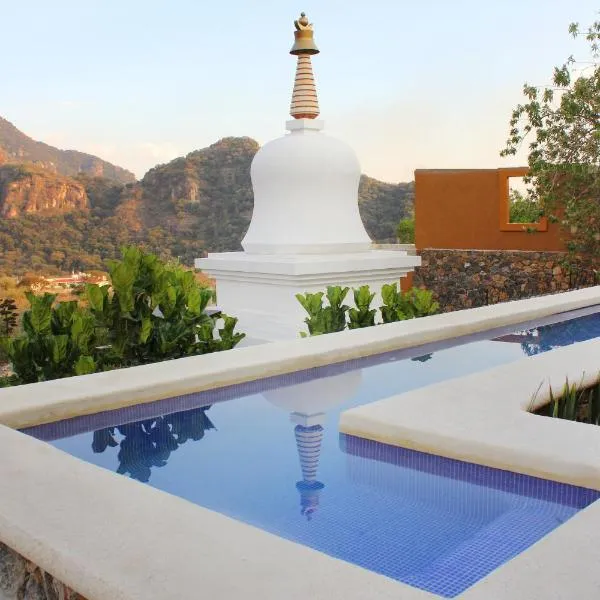 Hostal de la Luz - Spa Holistic Resort, hotel in Tepoztlán