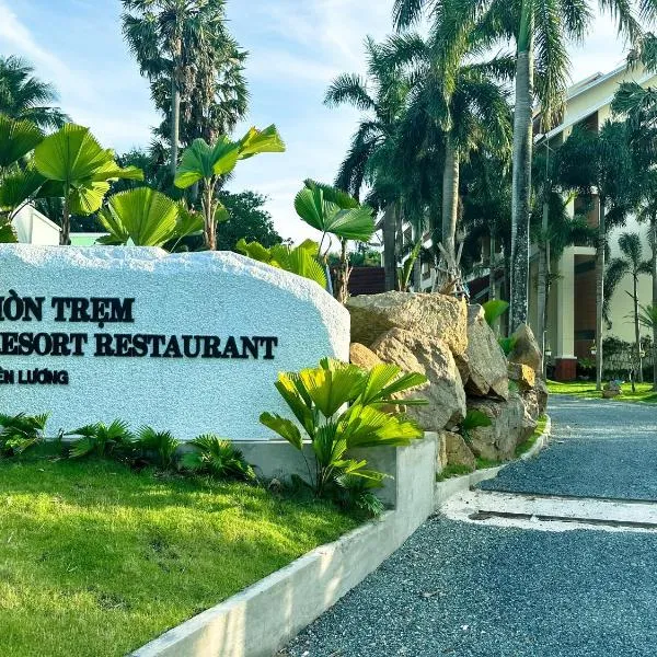 Hòn Trẹm Resort, отель в городе Kiên Lương