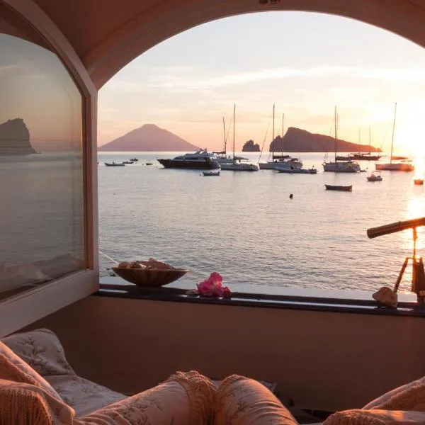 Villa Il Galeone, hotel v destinaci Panarea