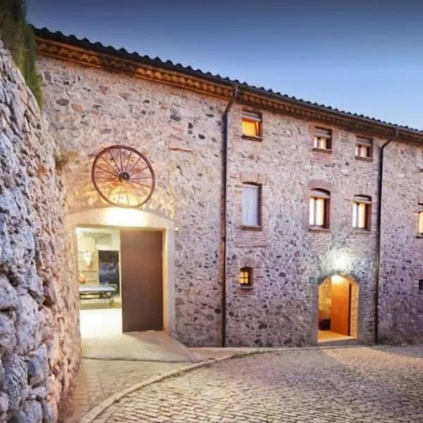 Casa Rural Espasa, hotel v destinaci Espluga de Francolí