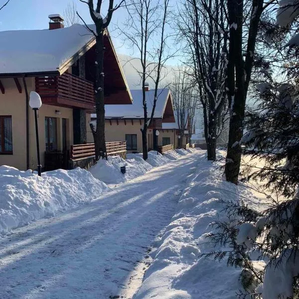 Полярис Polyaris, ξενοδοχείο σε Γιαρέμτσε