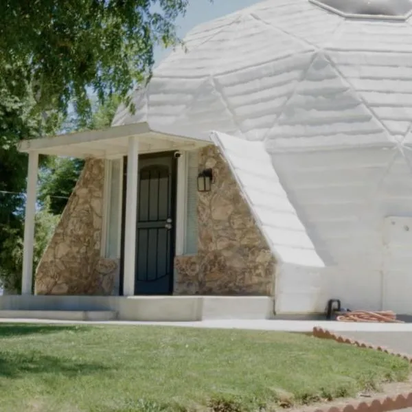 Marysville Geodome Home, hotel in Marysville