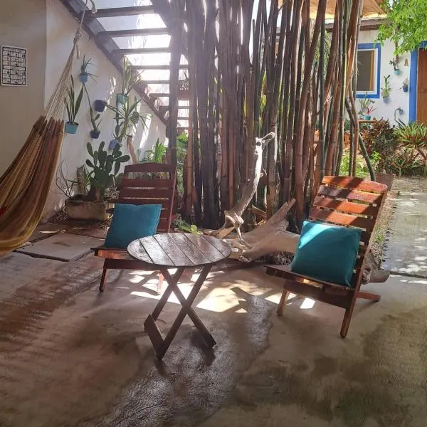 Hostal Jardin, hotel a Mahahual