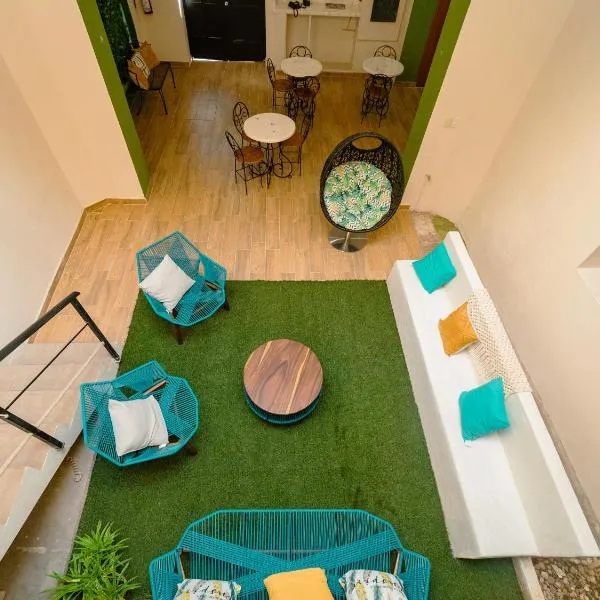 Nido Colibrí - Private Rooms and hostel Dorms in Remate de Paseo Montejo, готель у місті Меріда