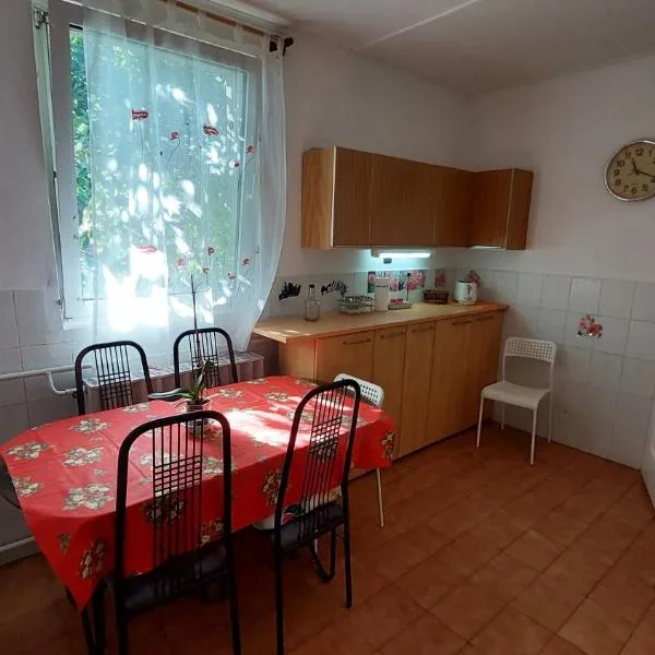 Malomtavi Vendégház, hotel in Tapolca