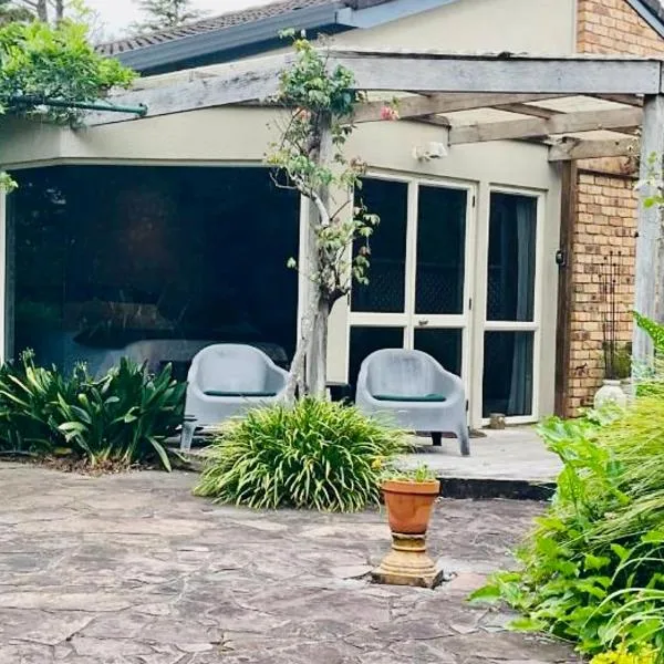 Maddisons Garden Guest Suite - Coatesville، فندق في Albany