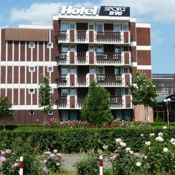 Hotel Sport B90, hotel in Verneşti