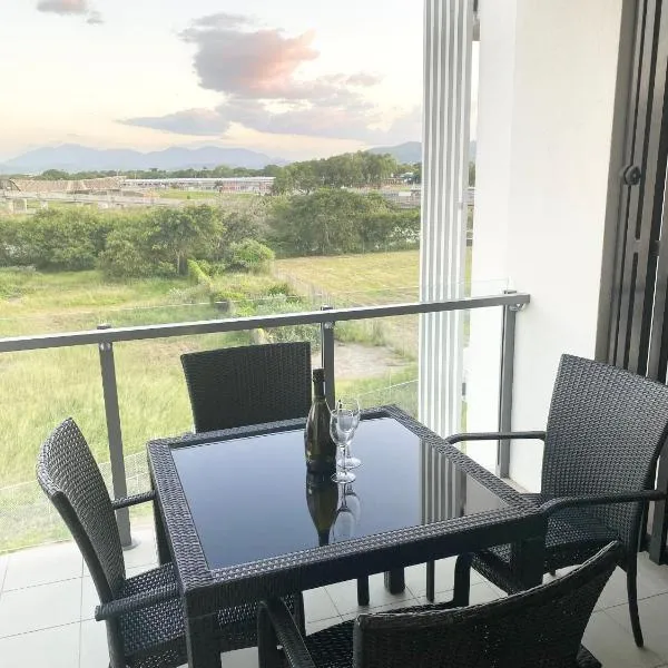 Cozy Cool Getaway、タウンズビルのホテル