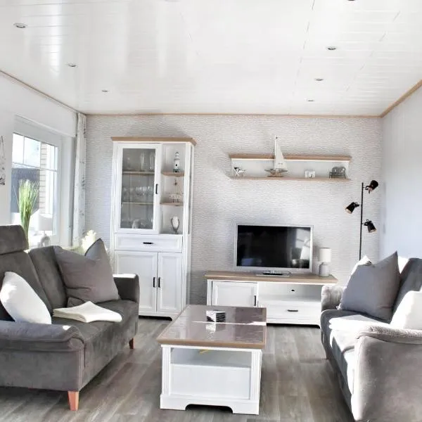 Nordsee Anker Unsere moderne 87 qm Ferienwohnung mit zwei Schlafzimmer in Norden Ortsteil Ostermarsch, hotel a Norden