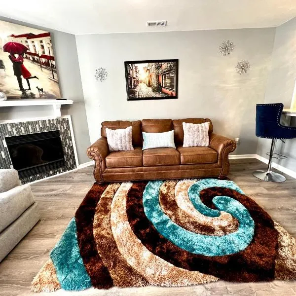Luxury Townhome Jacksonville, NC, hotel v destinaci Jacksonville