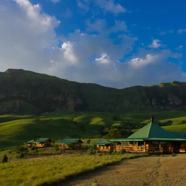 Greenfire Drakensberg Lodge, khách sạn ở Bonjaneni