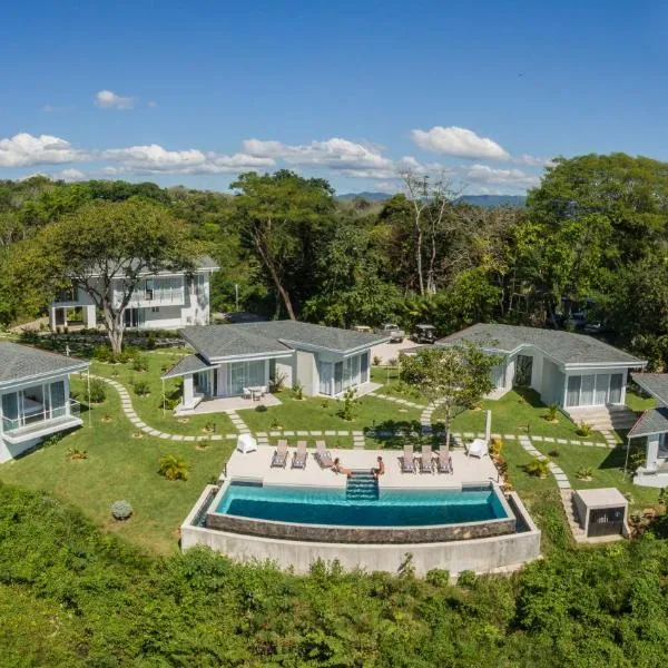Adeluna Luxury Villas, hotel v destinaci Montezuma