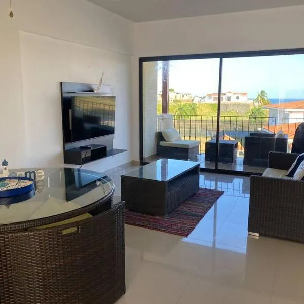 Beautiful Apartment in Vista Mar Golf, Beach & Marina, hotel v destinaci Santa Teresita