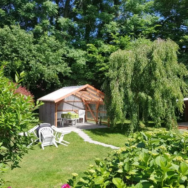 Nordsee Ferienwohnung Landhaus Erdgeschoss, hotel a Dornumersiel