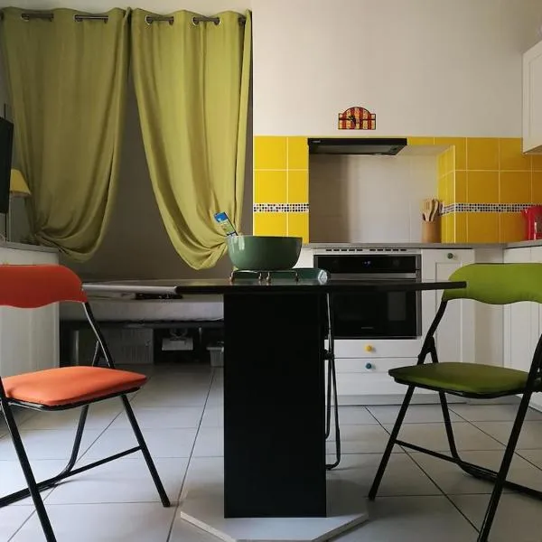 Confortable studio bord de mer, hotel in Canet-en-Roussillon