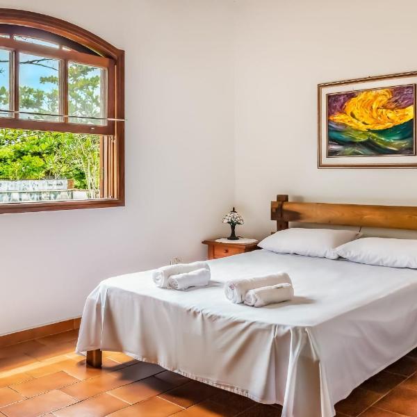 Casa com jardim e churrasqueira perto da praia - Foto 4