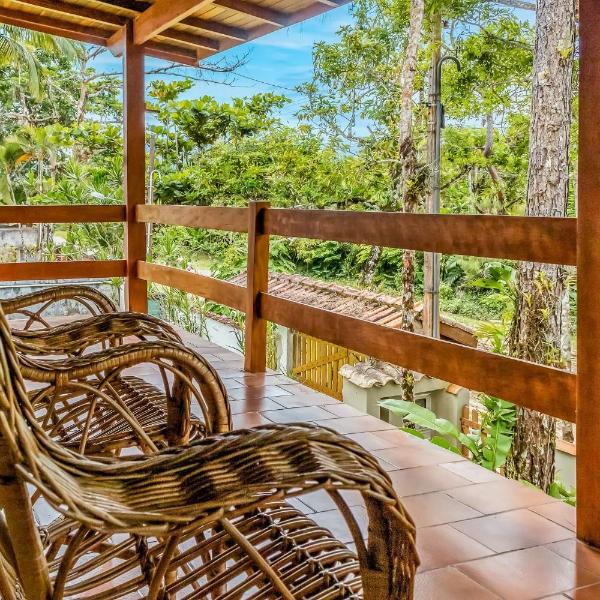 Casa com jardim e churrasqueira perto da praia - Foto 2