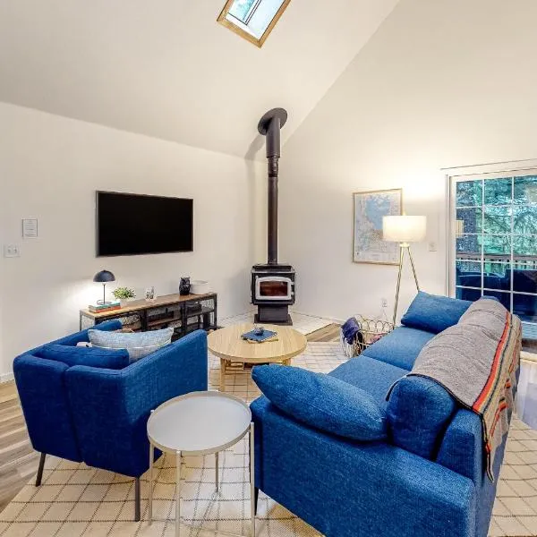 Treehouse by the Sea, hotel a Cape Meares