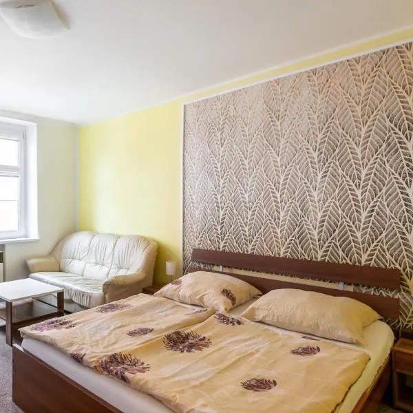 Lena Apartment Děčín, hotel v destinaci Děčín