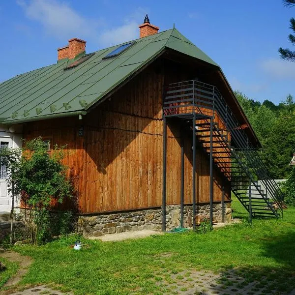 Karolówka Nad Osławą, hotel in Czaszyn