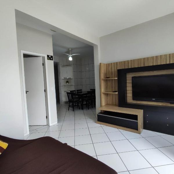 APARTAMENTO ESTRELA DO MAR A 1 QUADRA DO MAR