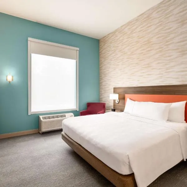 Home2 Suites By Hilton Bloomington Normal, hotel v destinaci Normal