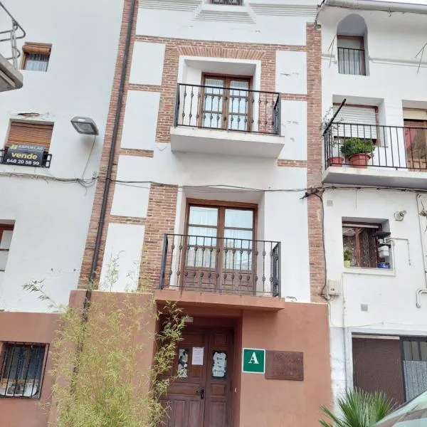 ALBERGUE CASA LAS ANGELITAS, hotel Quel városában