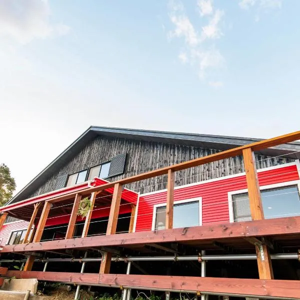 勝浦最南端の岬パワースポット天, hotel v destinaci Kacuura