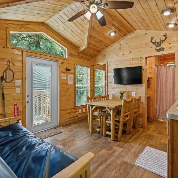 Adorable little cabin #21: Kernville şehrinde bir otel