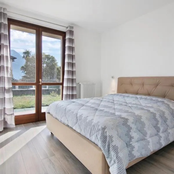 Orange Corner Home - Como Lake, ξενοδοχείο σε Gravedona
