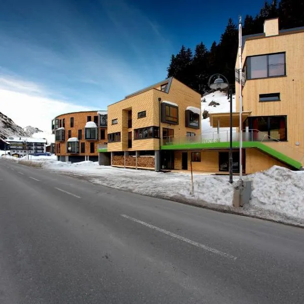 Rifugio Galtür - die 2 Ferienhäuser, hotel in Galtür