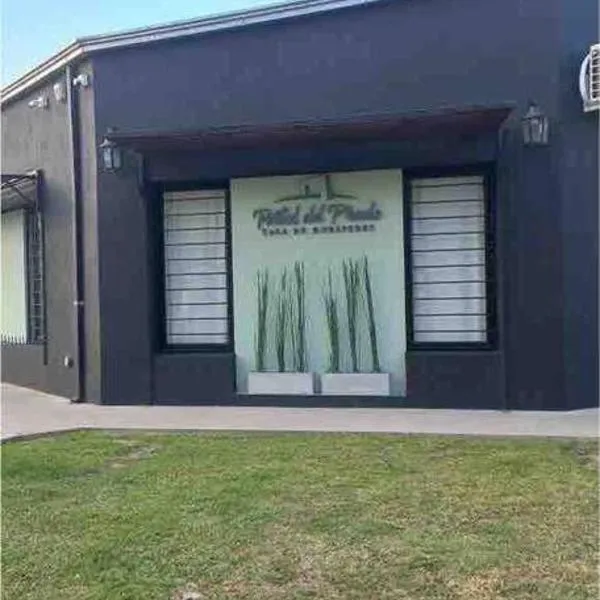 Casa moderna y amplia con patio y cochera techada, hotel a San Nicolás de los Arroyos