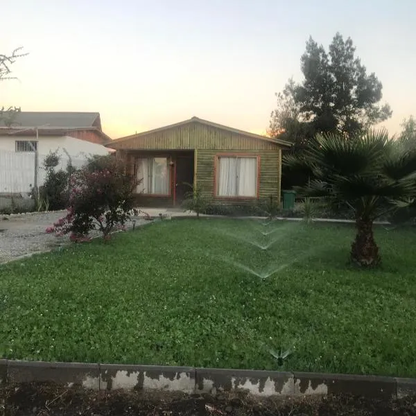 Cabaña en San Javier de Loncomilla,, hotel en Linares