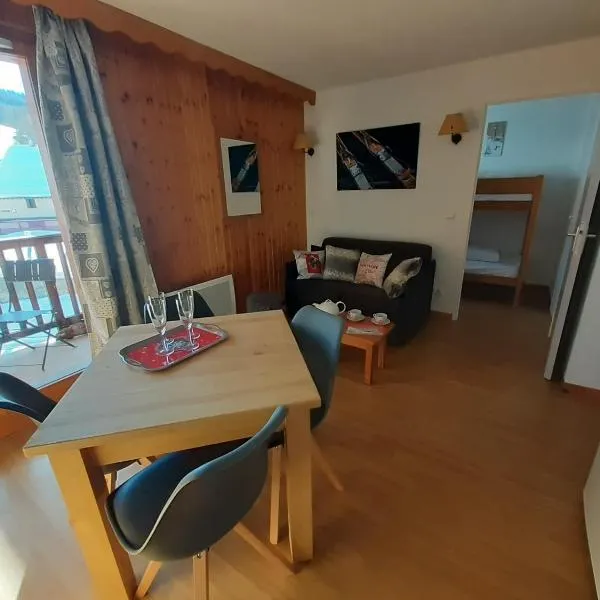 Rando et quiétude dans un appartement cosy au coeur du Queyras, хотел в Молин-ан-Кира