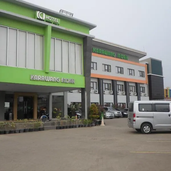 Hotel Grand Karawang Indah, hotel v destinaci Karawang
